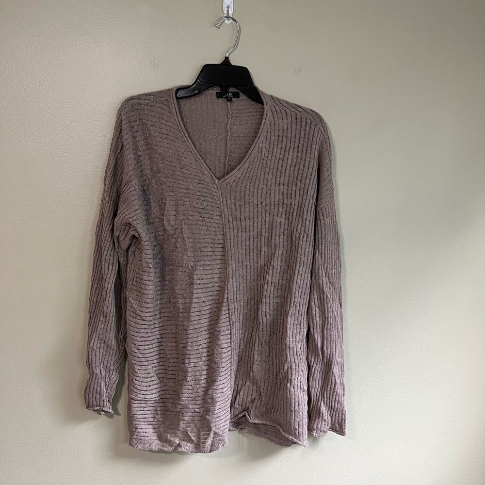 G&C brown blouse M‎